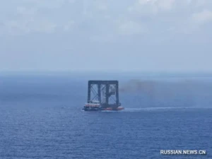 China Launches First Reusable Rocket and Catches Booster
