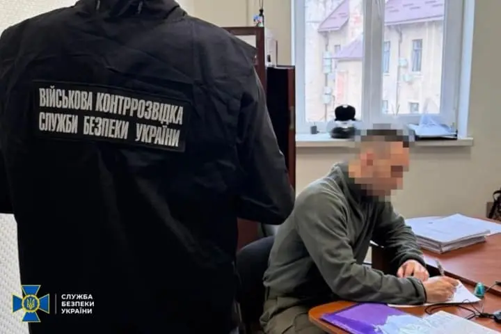 Ukraine Uncovers Russian Spy Network Hunting F-16s, Including an “Aviation Blogger”