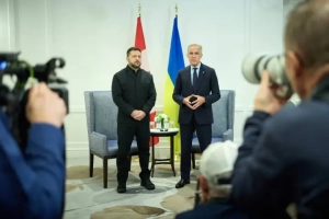 Ukraine and Canada Sign 100-Year Defence Partnership in Calgary